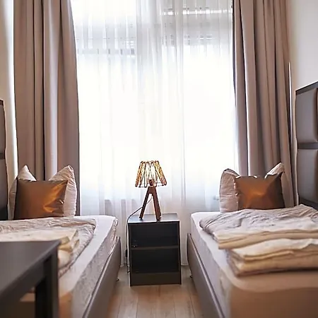 Hotel Harbour Comfort Innenstadt 2*